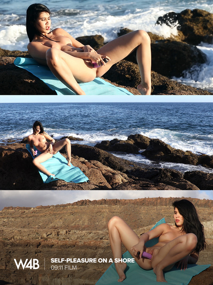 Lady Dee in Self-Plaesure On A Shore